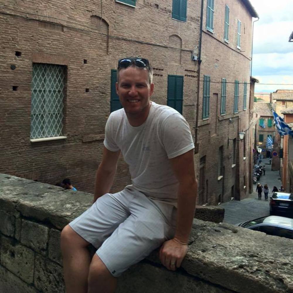 Meet your Posher, Stella